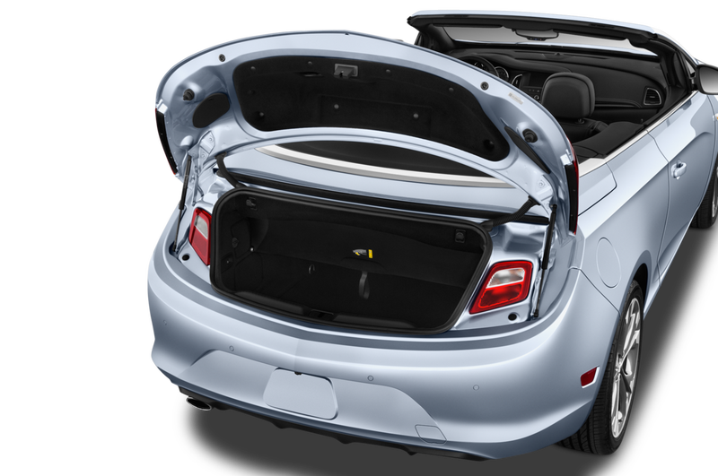 Illustration for article titled This Is Why Some Cars Have Secret Taillights Inside Their Trunks